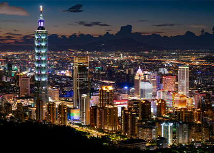 taiwan at night